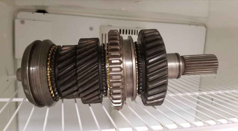 Illustration for article titled How I Rebuilt My Jeep Truck's Transmission In My Kitchen For Under $150